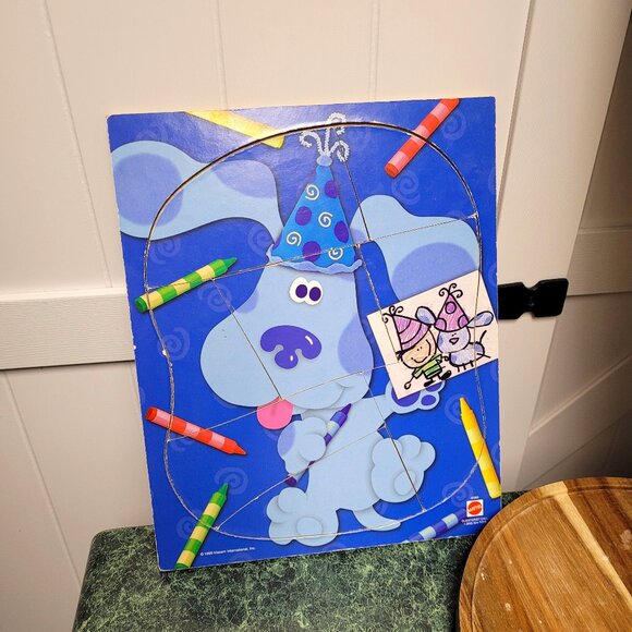 Wooden Puzzle Blues Clues- Eight Piece Puzzle - Picture 9 of 11